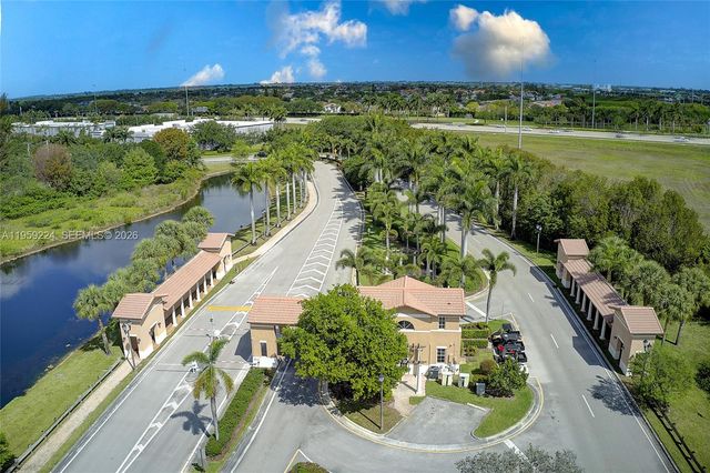 14774 SW 10th Street 10502, Pembroke Pines, FL 33027