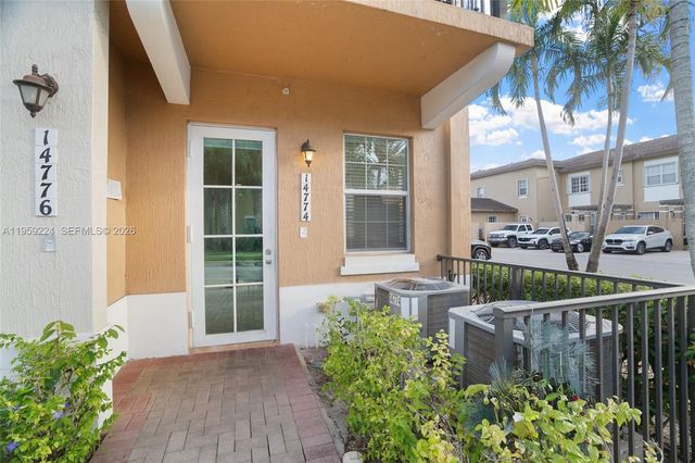 14774 SW 10th Street 10502, Pembroke Pines, FL 33027