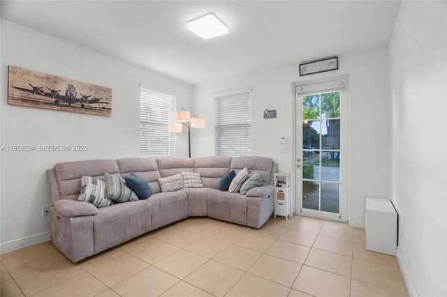 14774 SW 10th Street 10502, Pembroke Pines, FL 33027
