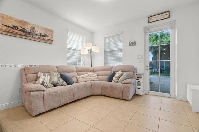 14774 SW 10th Street 10502, Pembroke Pines, FL 33027
