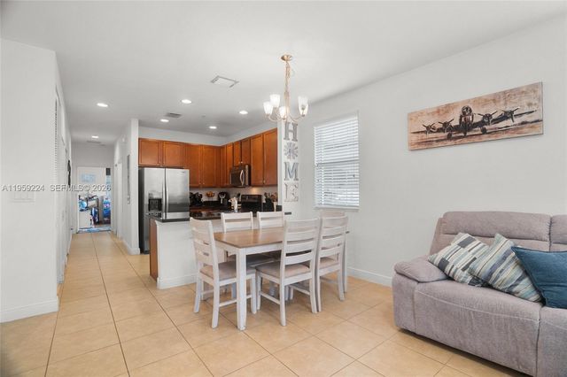14774 SW 10th Street 10502, Pembroke Pines, FL 33027