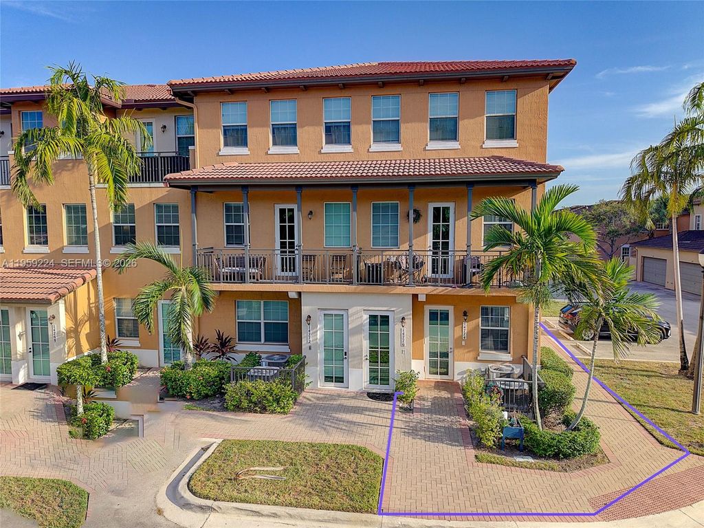 14774 SW 10th Street 10502, Pembroke Pines, FL 33027