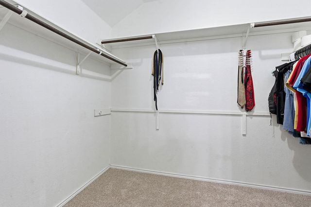 114 Painted Desert LN, Buda, TX 78610