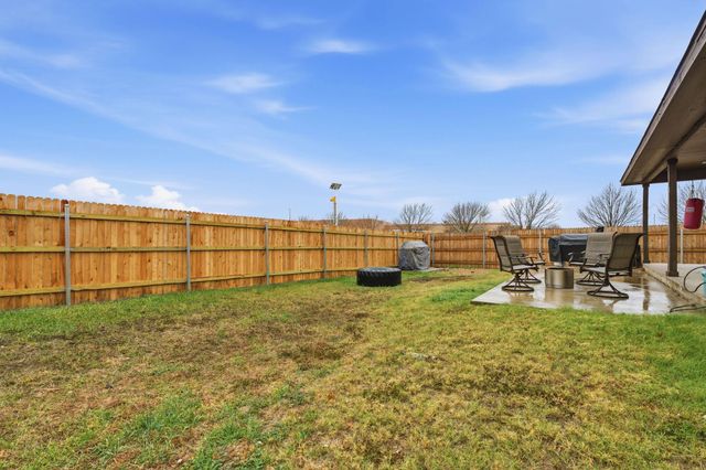 114 Painted Desert LN, Buda, TX 78610