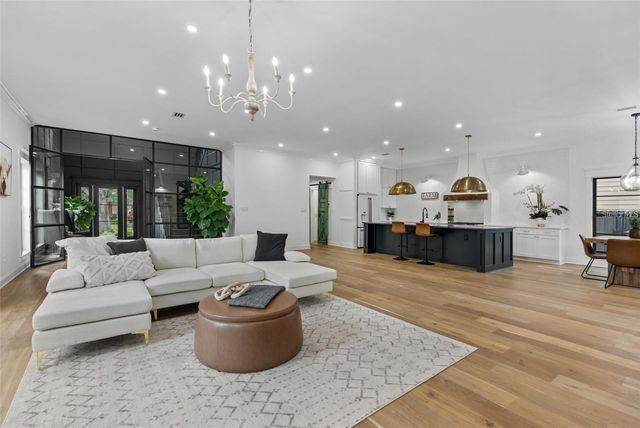 3501 W TACON STREET, Tampa, FL 33629