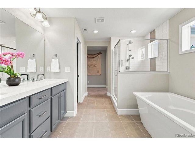 16601 Buffalo Run Dr, Commerce City, CO 80022