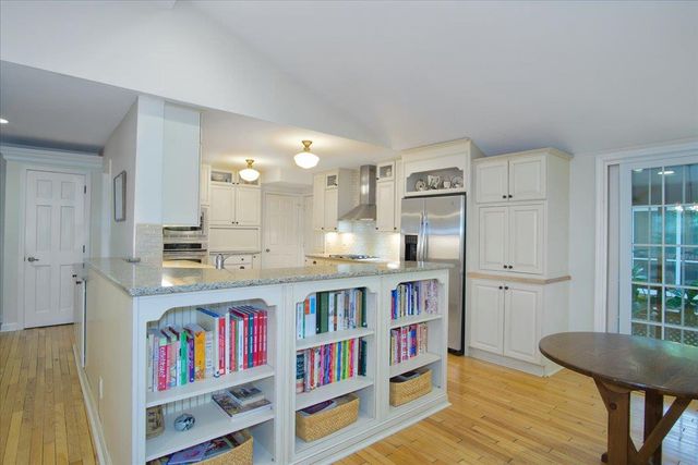 4214 Mohawk Drive, Madison, WI 53711