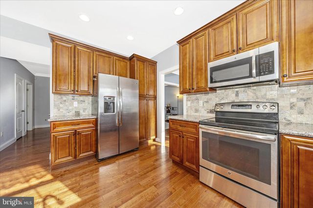 19529 PORTSMOUTH DR, Hagerstown, MD 21742