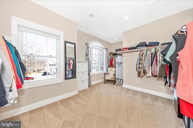 19529 PORTSMOUTH DR, Hagerstown, MD 21742