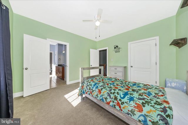 19529 PORTSMOUTH DR, Hagerstown, MD 21742