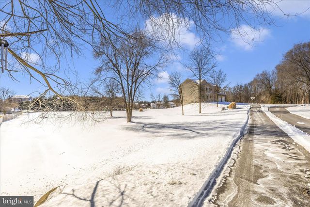 19529 PORTSMOUTH DR, Hagerstown, MD 21742