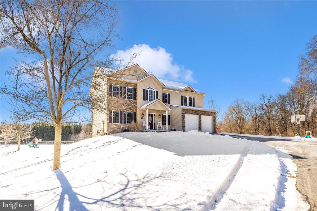 19529 PORTSMOUTH DR, Hagerstown, MD 21742