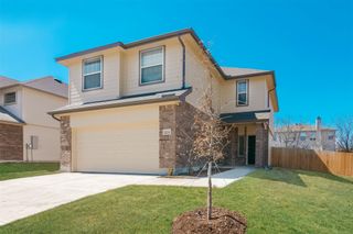 8224 Runner Oak Lane, Fort Worth, TX 76123