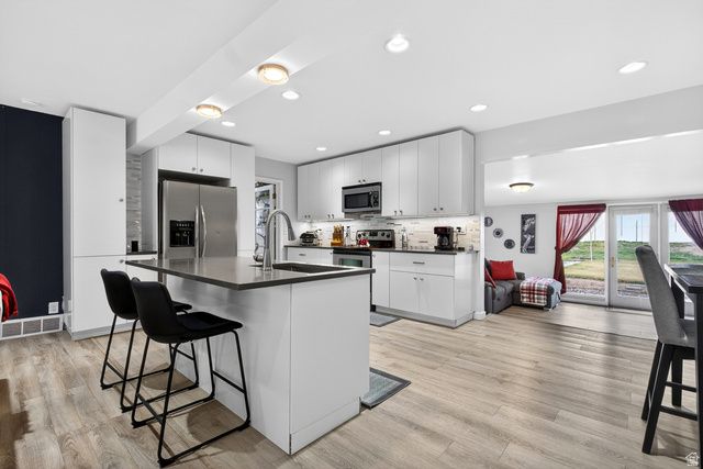 1771 E FIELDCREST LN, Holladay, UT 84117