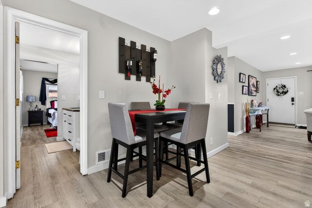 1771 E FIELDCREST LN, Holladay, UT 84117