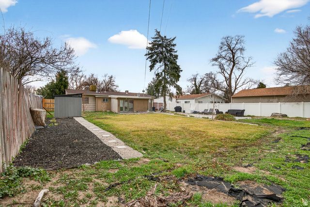 1771 E FIELDCREST LN, Holladay, UT 84117