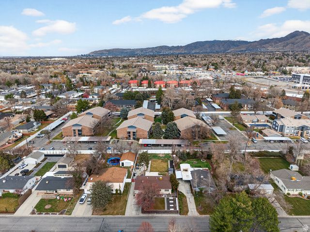 1771 E FIELDCREST LN, Holladay, UT 84117