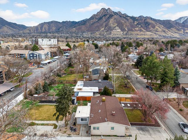 1771 E FIELDCREST LN, Holladay, UT 84117