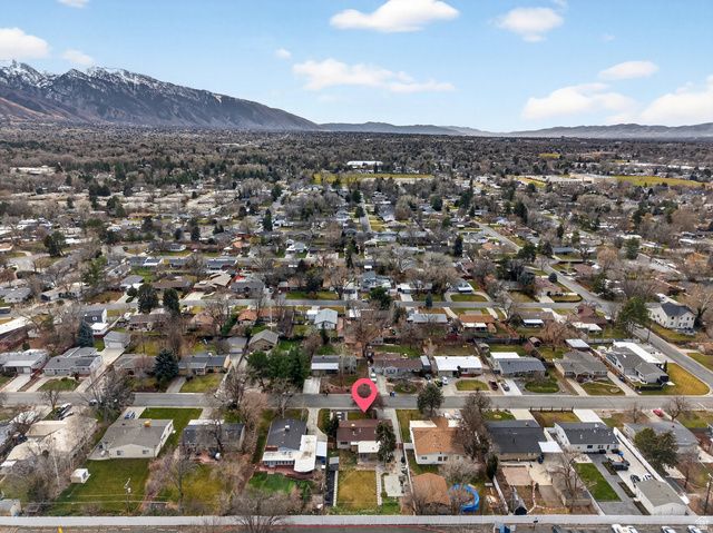 1771 E FIELDCREST LN, Holladay, UT 84117