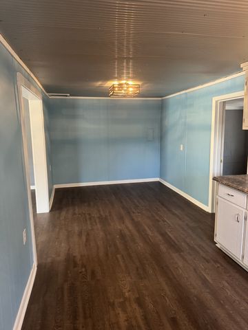 446 Kilburn Hollow Rd, Waynesboro, TN 38485
