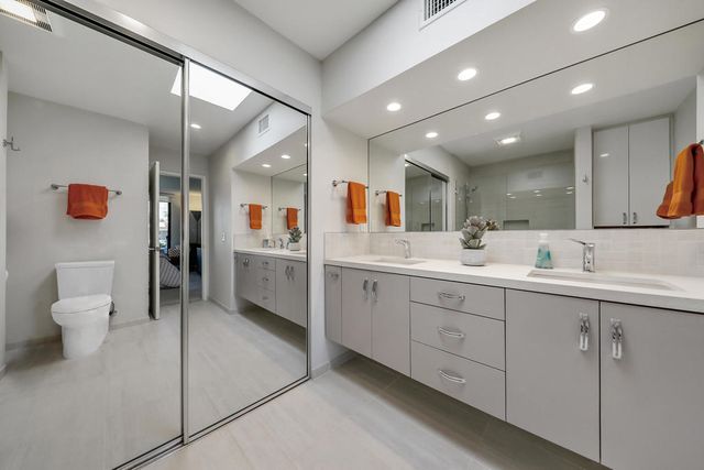 88 La Ronda Drive, Rancho Mirage, CA 92270