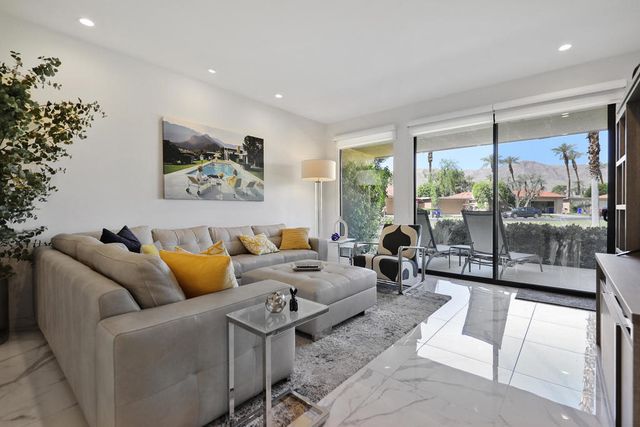 88 La Ronda Drive, Rancho Mirage, CA 92270