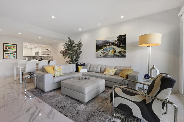 88 La Ronda Drive, Rancho Mirage, CA 92270