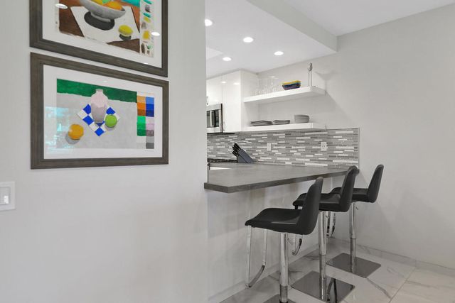 88 La Ronda Drive, Rancho Mirage, CA 92270