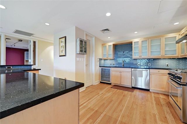 901 W 9th ST 406, Austin, TX 78703