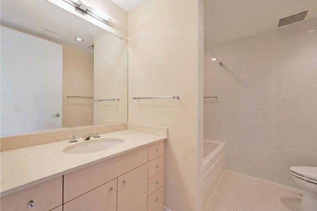 901 W 9th ST 406, Austin, TX 78703