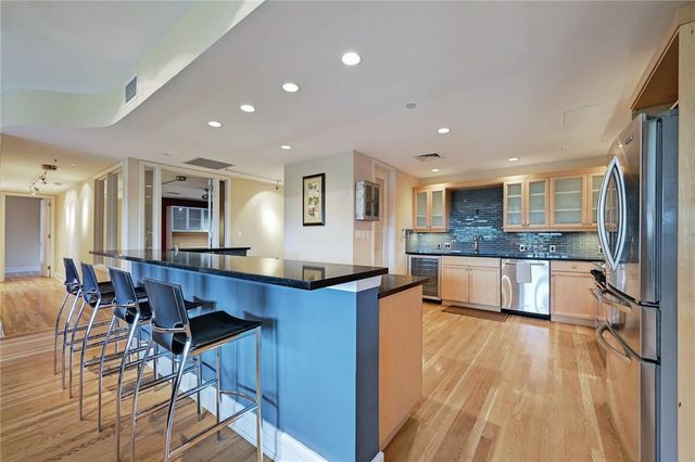 901 W 9th ST 406, Austin, TX 78703