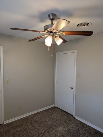 5521 Odessa Avenue, Fort Worth, TX 76133