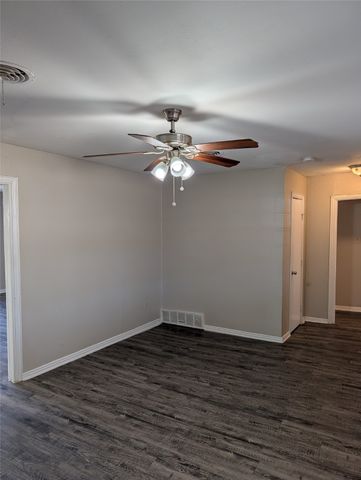 5521 Odessa Avenue, Fort Worth, TX 76133