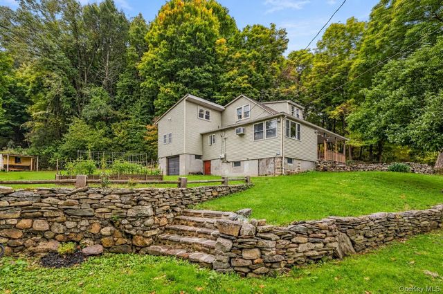 2 Iris Road, Cornwall, NY 12518