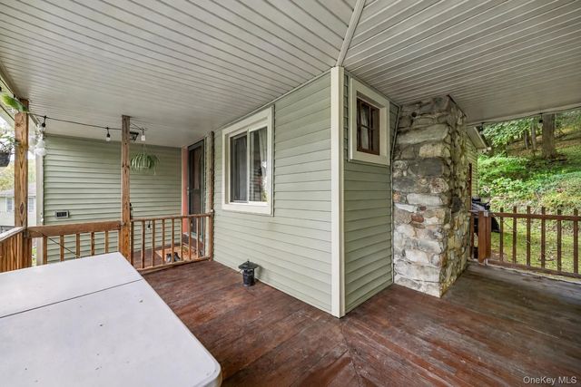 2 Iris Road, Cornwall, NY 12518