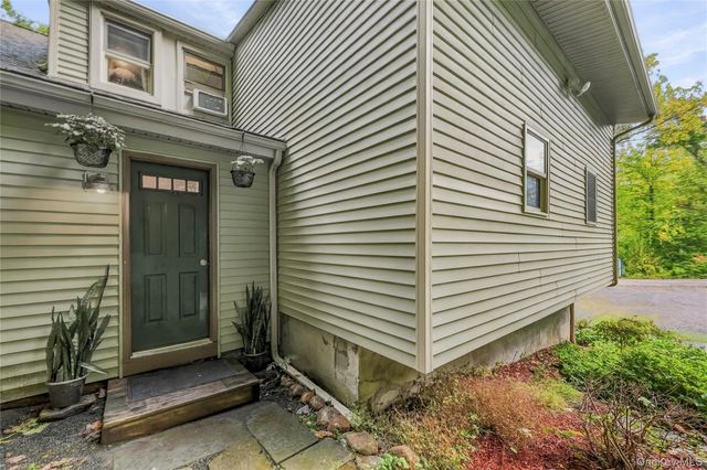 2 Iris Road, Cornwall, NY 12518