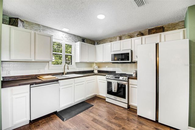 299 JEFFERSON LANE, The Villages, FL 32162