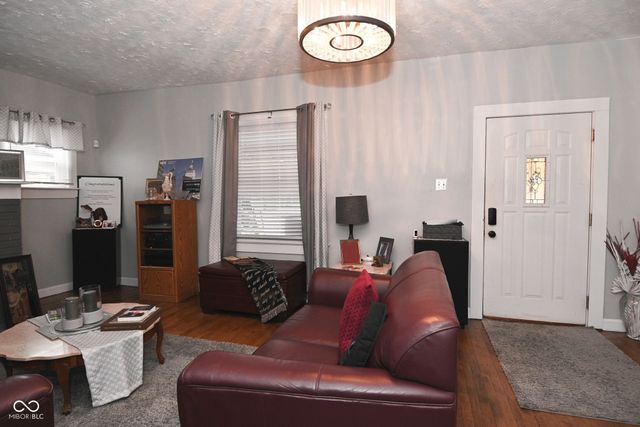 3943 Graceland Avenue, Indianapolis, IN 46208