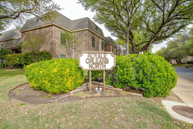 4438 Harlanwood Drive 211, Fort Worth, TX 76109