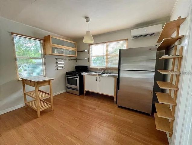 912 DRUID ROAD E, Clearwater, FL 33756