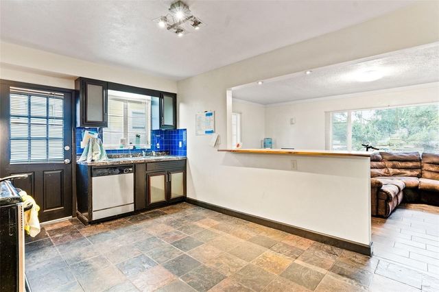 912 DRUID ROAD E, Clearwater, FL 33756
