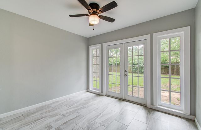 4621 W 43rd Street, Houston, TX 77092