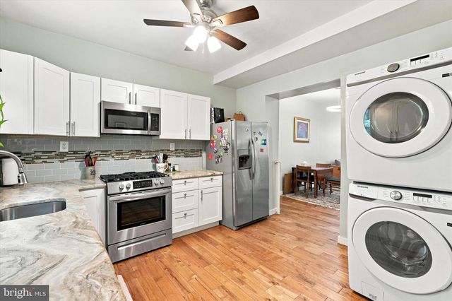 2045 S HUTCHINSON ST, Philadelphia, PA 19148