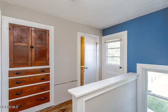 124 Helen Drive, Rossford, OH 43460