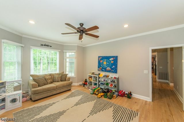 18 Stoneybrook Road, Washington Twp., NJ 07853