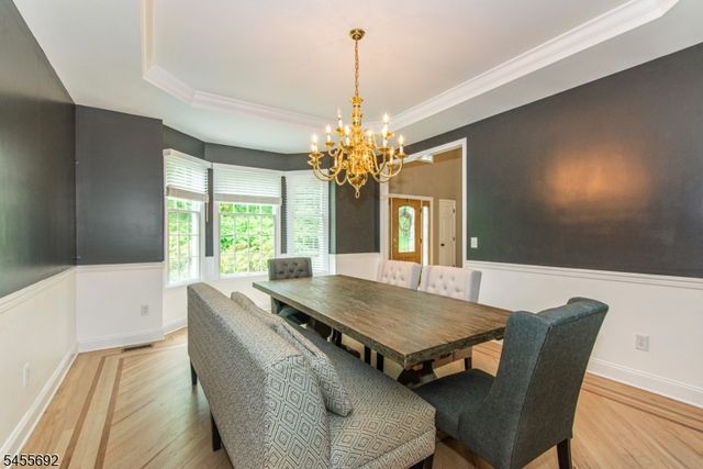 18 Stoneybrook Road, Washington Twp., NJ 07853