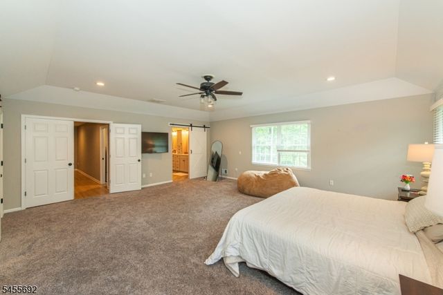 18 Stoneybrook Road, Washington Twp., NJ 07853
