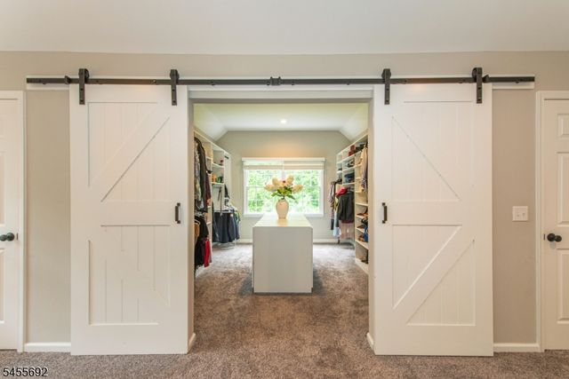 18 Stoneybrook Road, Washington Twp., NJ 07853