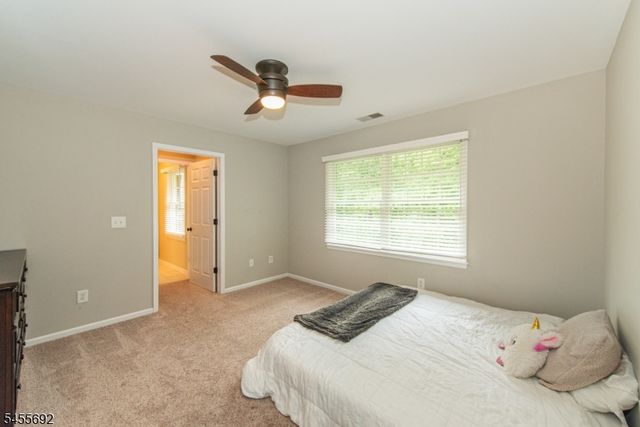 18 Stoneybrook Road, Washington Twp., NJ 07853