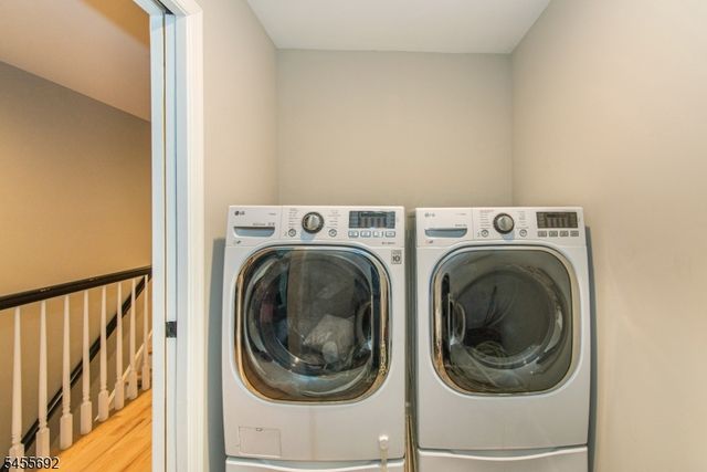 18 Stoneybrook Road, Washington Twp., NJ 07853
